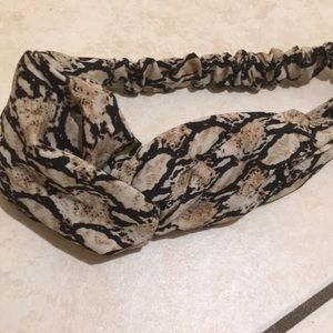 💥Snake skin print headband